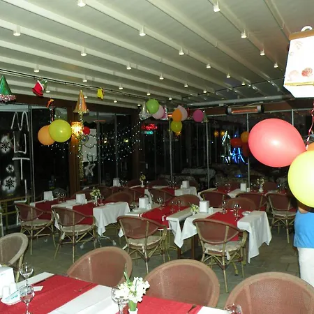 Dinc Couette-café 4*