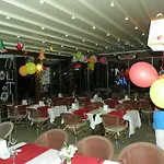 Dinc Bed & Breakfast 4*