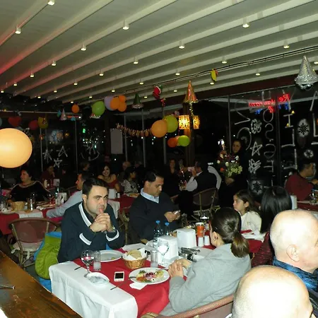 Alojamento de Acomodação e Pequeno-almoço Dinc Bodrum